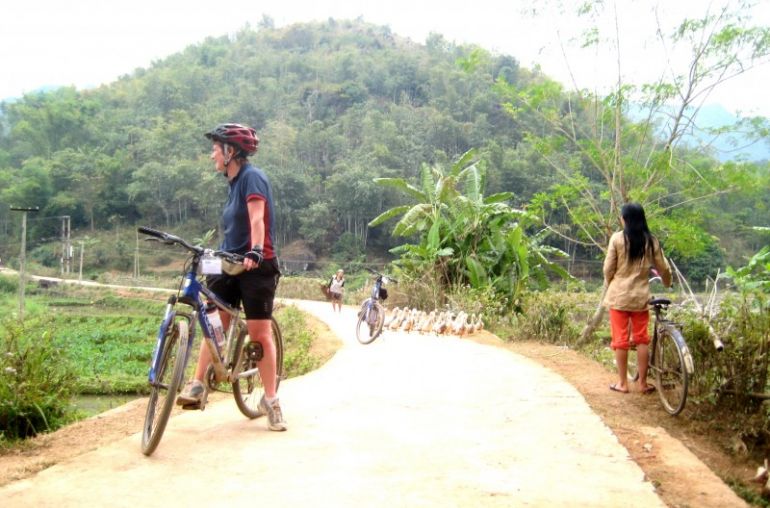 Hanoi-Cycling-Trip1
